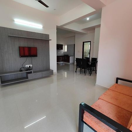Meer Stay - Premium Service Apartments Vanivilasa Puram Exteriör bild